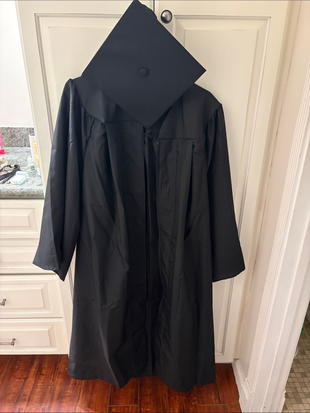 Herff Jones New Black Graduation CAP and Gown